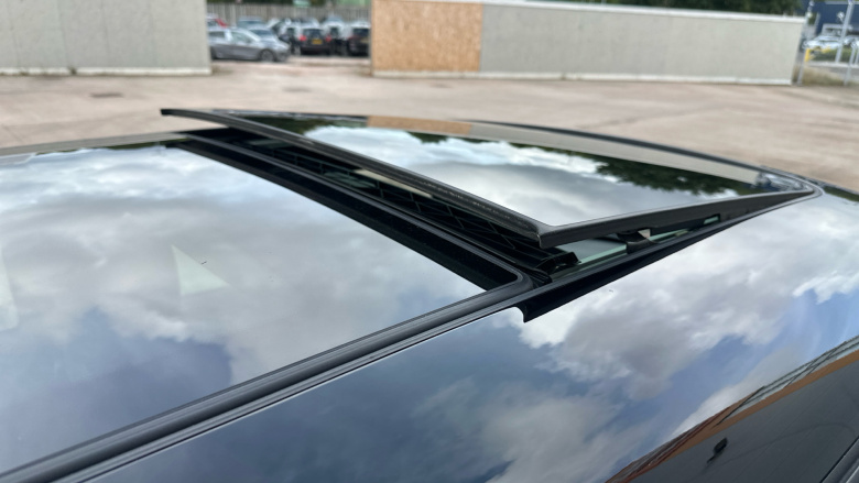 MINI Hatchback 2.0 Cooper S Sport II 3dr Auto Petrol Hatchback